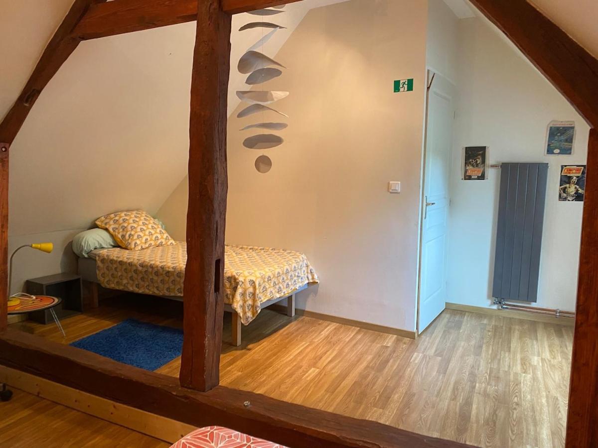 فيلا Le Refuge De Valprofonde Villeneuve-sur-Yonne المظهر الخارجي الصورة